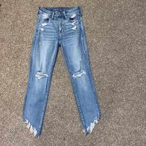 American Eagle High Waisted Ripped Jeans/Jeggings